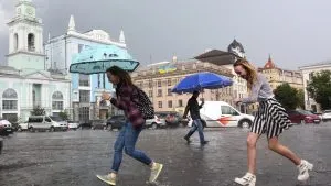 Потужна стихія завтра накриє Київ: десятки вулиць буде знову затоплено 5 Київ злива