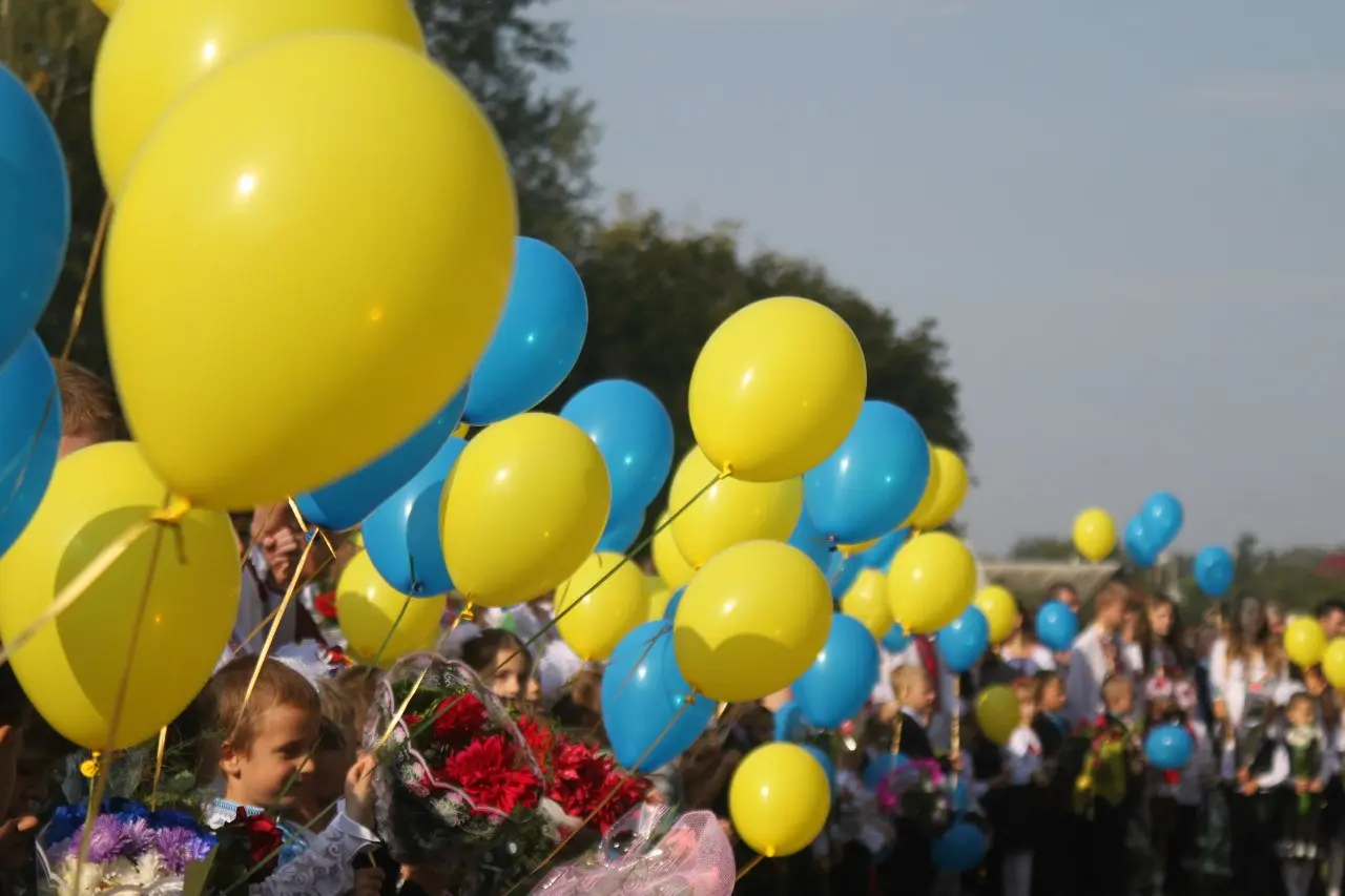 Перший дзвоник в Україні — символ нового навчального року 1 Перший дзвоник в Україні
